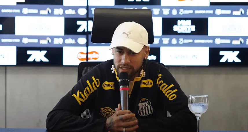 “Te Abandonar nunca foi opção”: Neymar reafirma amor incondicional pelo Santos FC